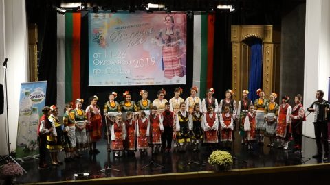 Национален музикален и танцов конкурс „ПИЛЕНЦЕ ПЕЕ – 2019“