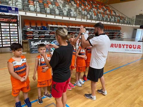 Future Stars Basket Camp